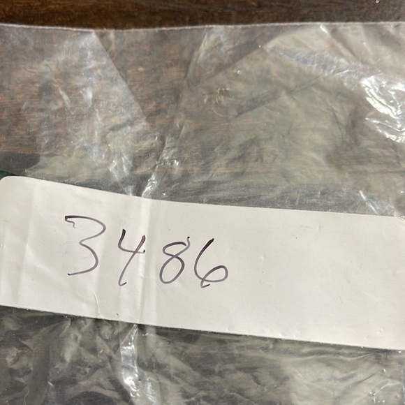 C Wonder gorgeous glam Earrings - Picture 4 of 5